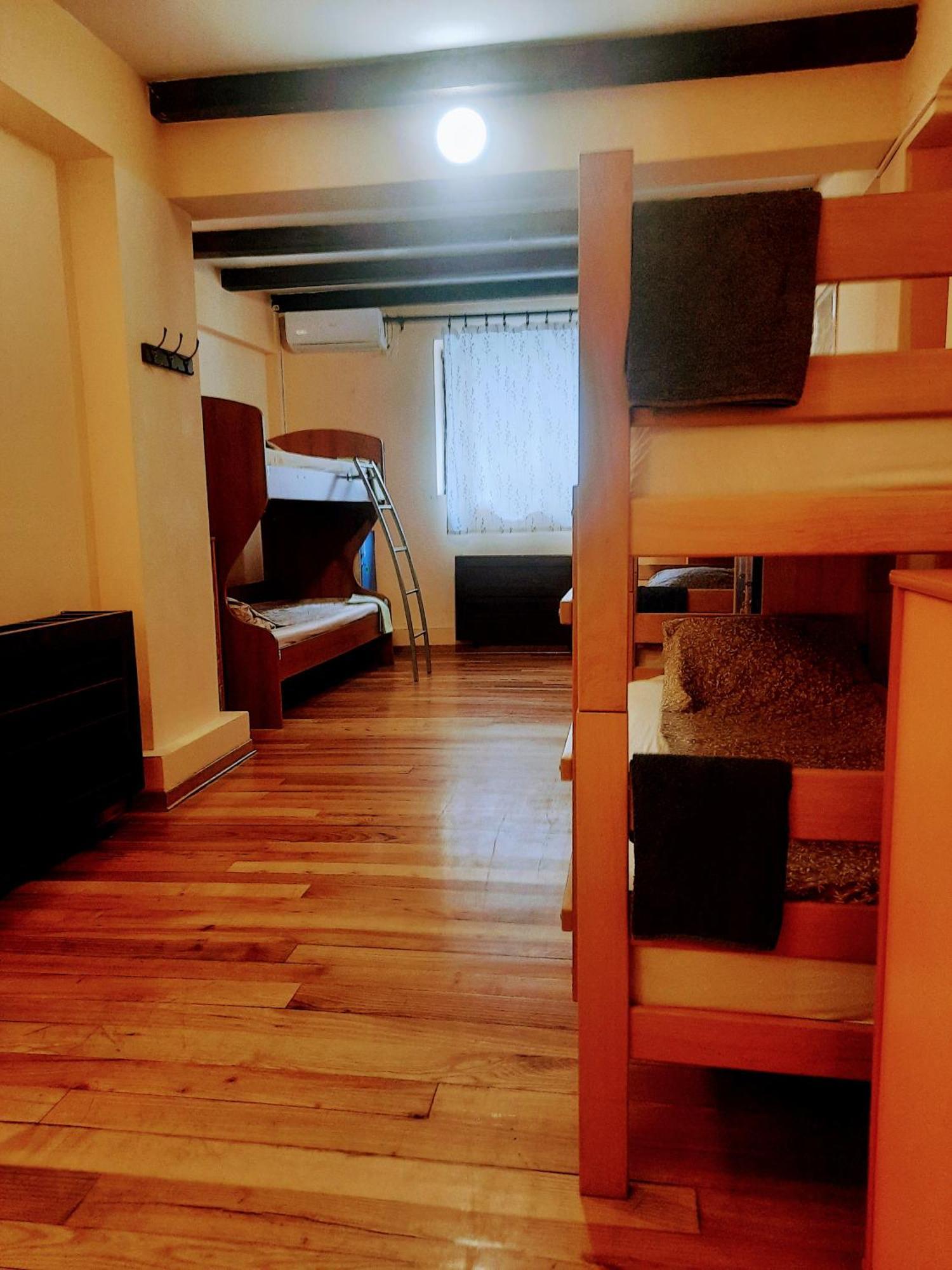Hostel Iris Belgrad Dış mekan fotoğraf